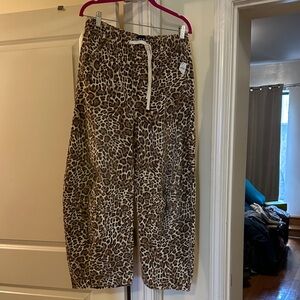 Gap Barrel Leg leopard print pants
